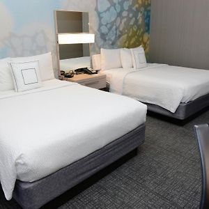 Queen Room Two Queen Beds
